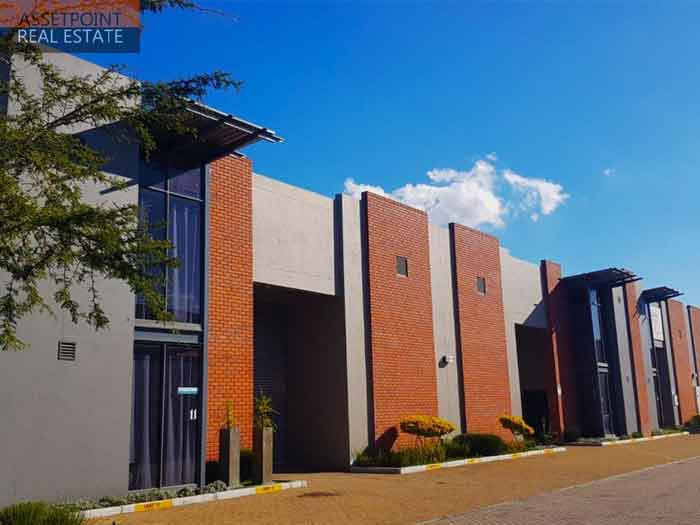 Properties to let in Stikland